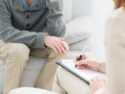 Консультация психолога: кому и в каких случаях она необходима?