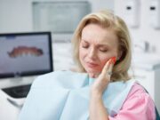 Зубы мудрости: когда их удалять и как проходит процедура