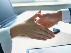 Имеет ли банк право передать долг коллекторам